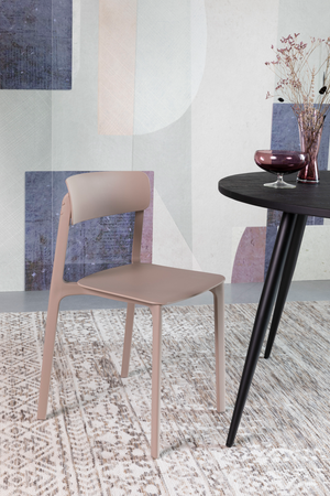 Fiberglass Modern Dining Chairs (4) | DF Clive | Oroa.com