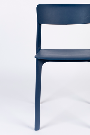 Fiberglass Modern Dining Chairs (4) | DF Clive | Oroa.com