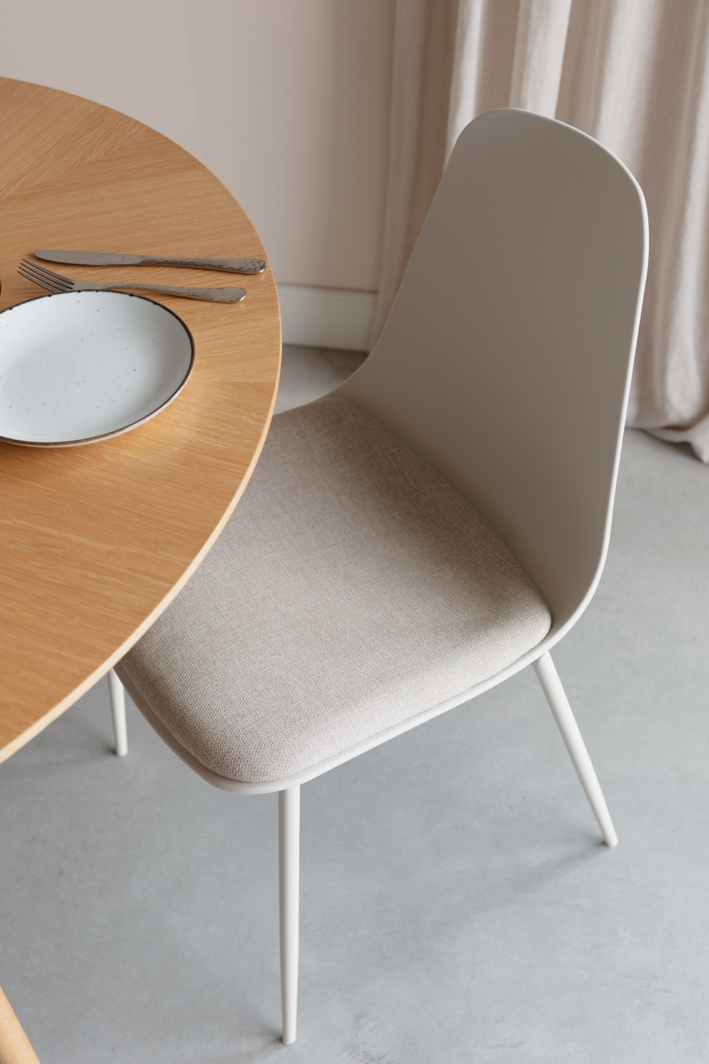 Minimalist Dining Chair Set (4) | DF Jeffrey | OROA.com