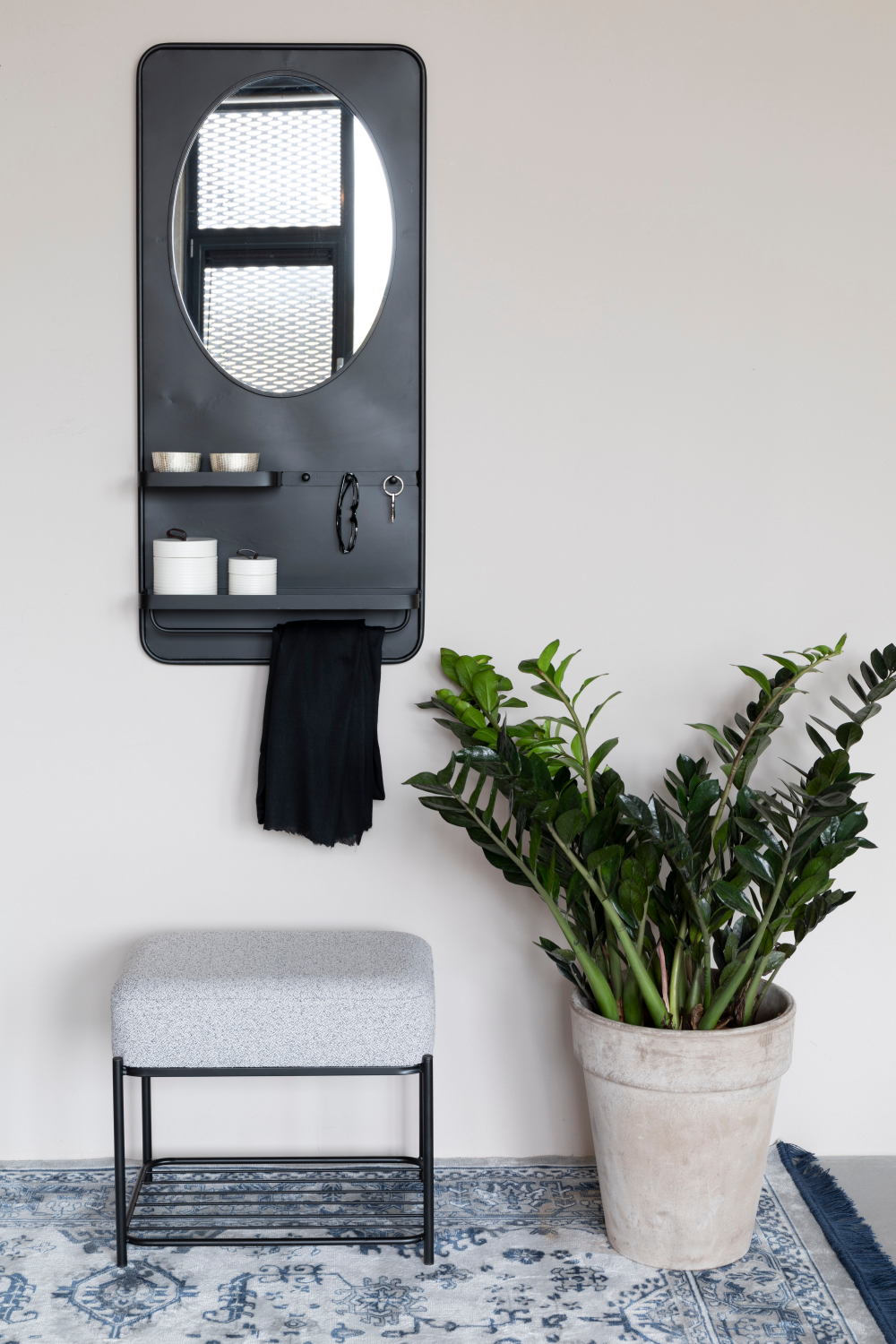 Padded Iron Stool | DF Milou | Oroa.com