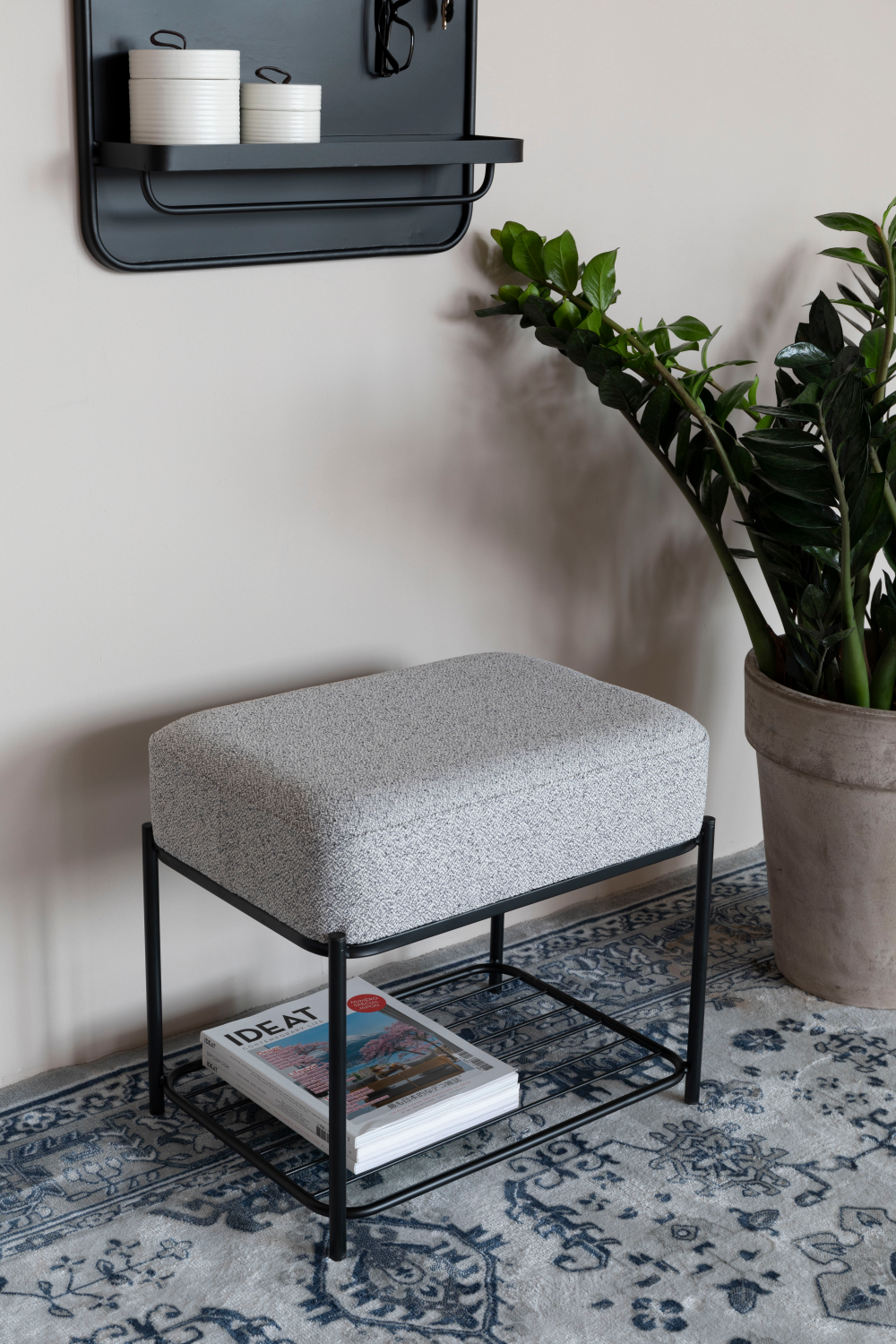 Padded Iron Stool | DF Milou | Oroa.com