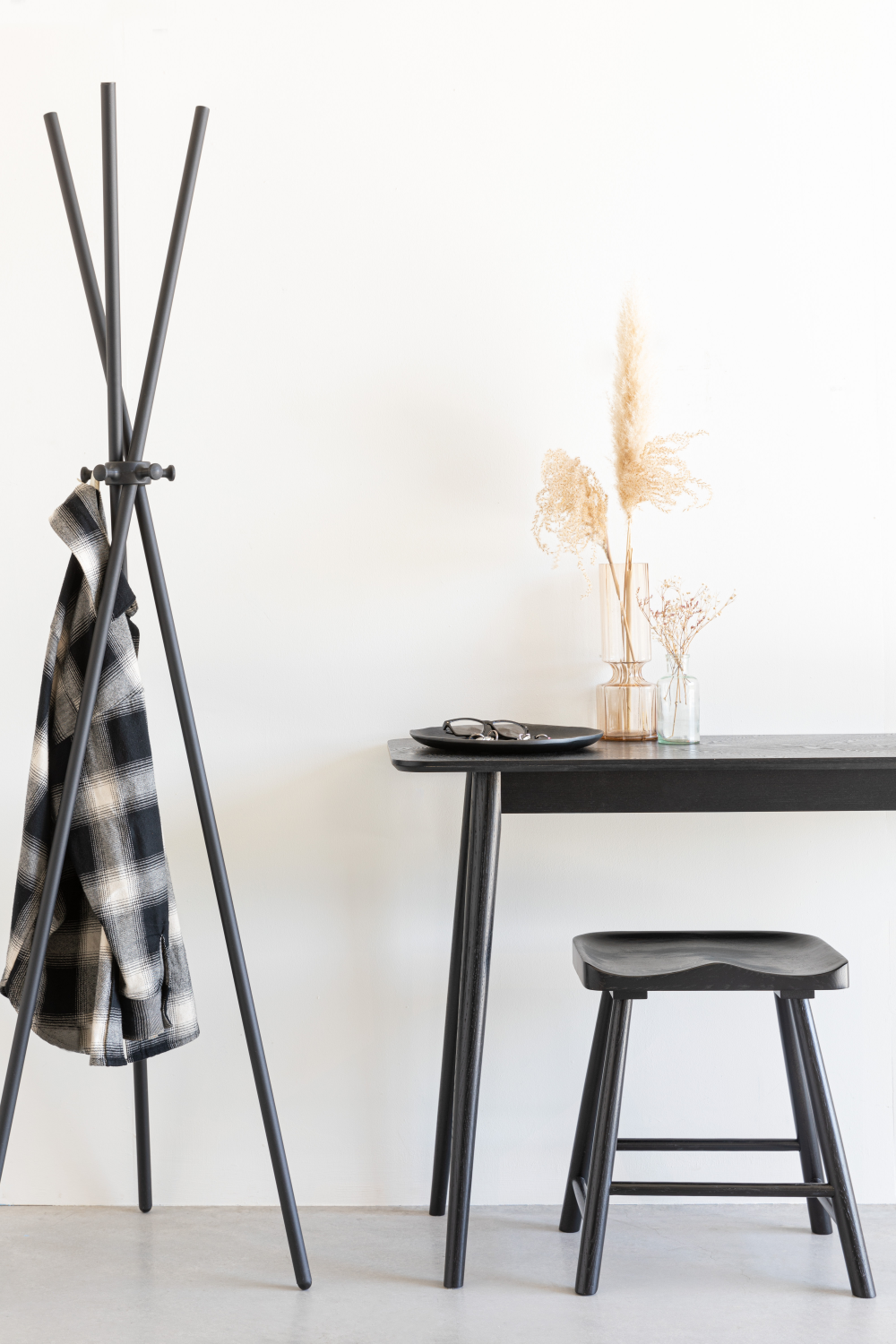 Solid Oak Stool | DF Vander | OROA.com