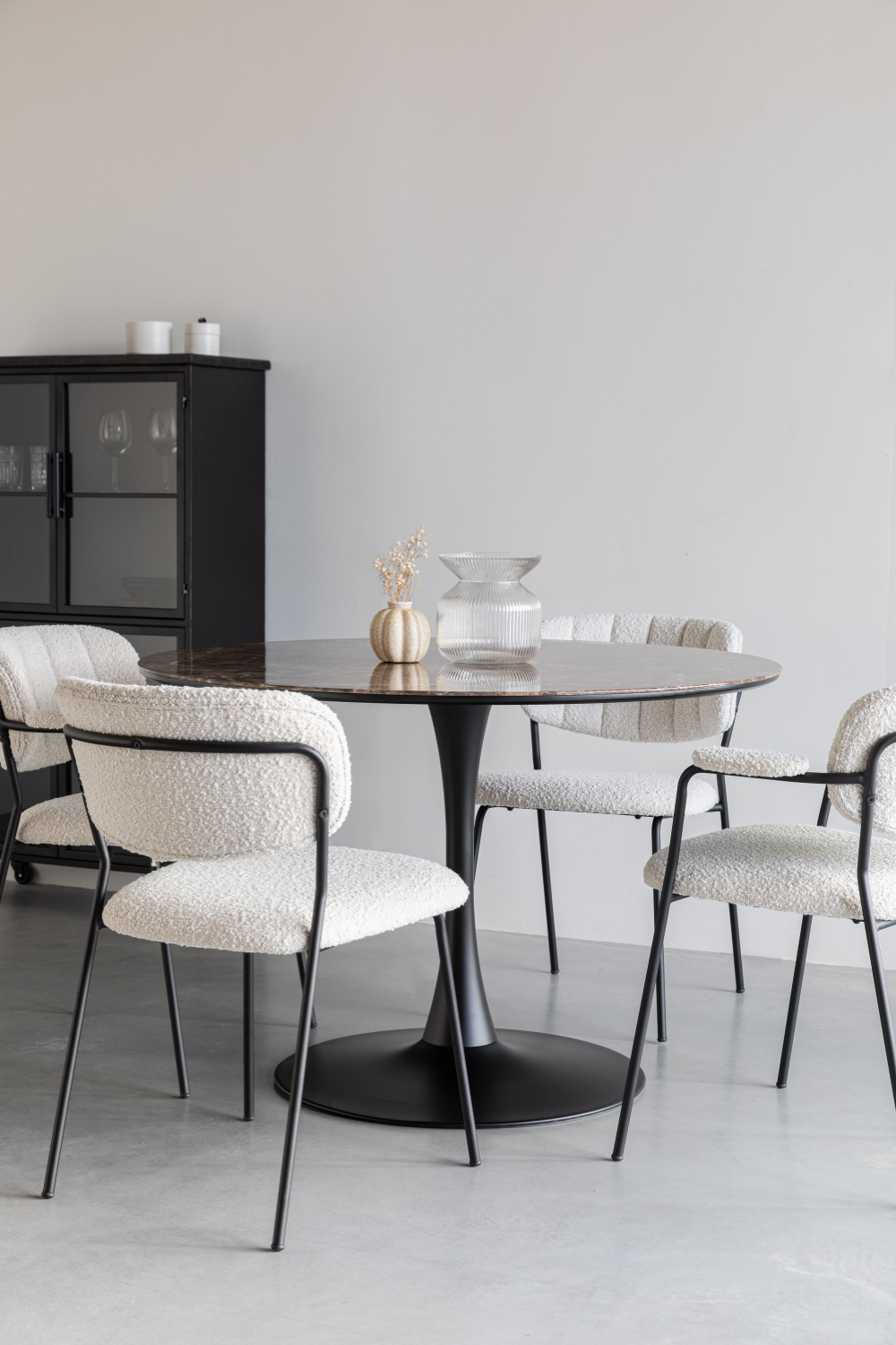 Marble Finish Pedestal Dining Table | DF Maru | Oroa.com