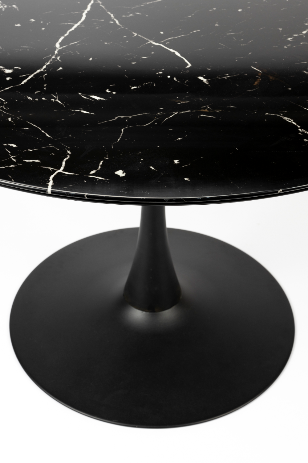 Marble Finish Pedestal Dining Table | DF Maru | Oroa.com