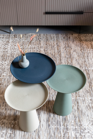 Minimalist Pedestal Side Table L | DF Ringar | OROA.com