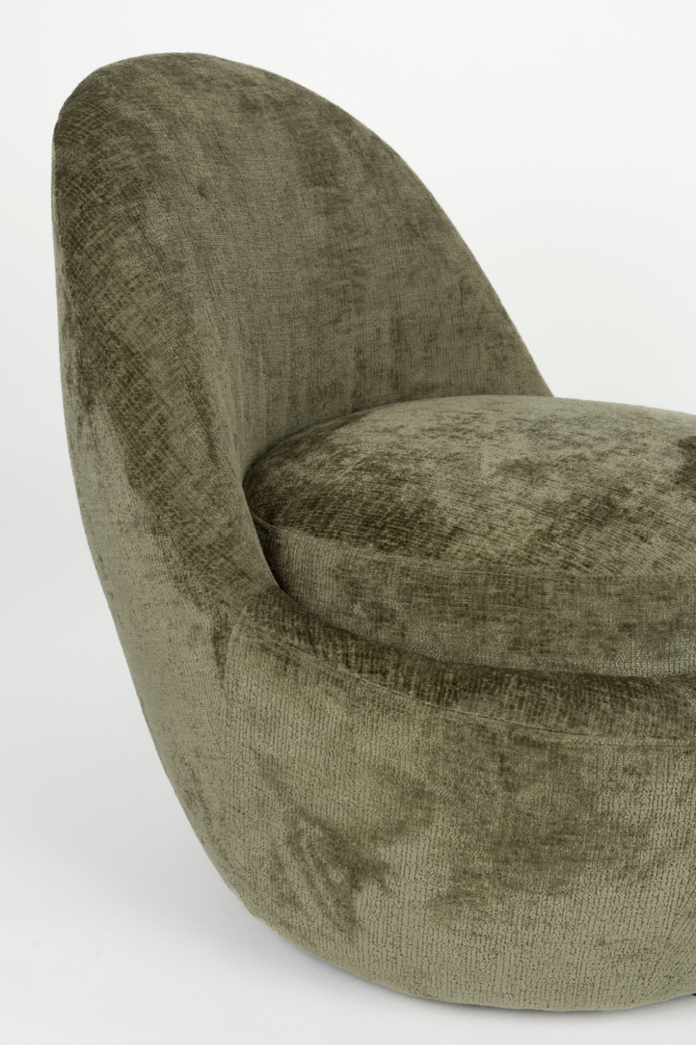 Arched Back Lounge Chair | DF Nash | OROA.com