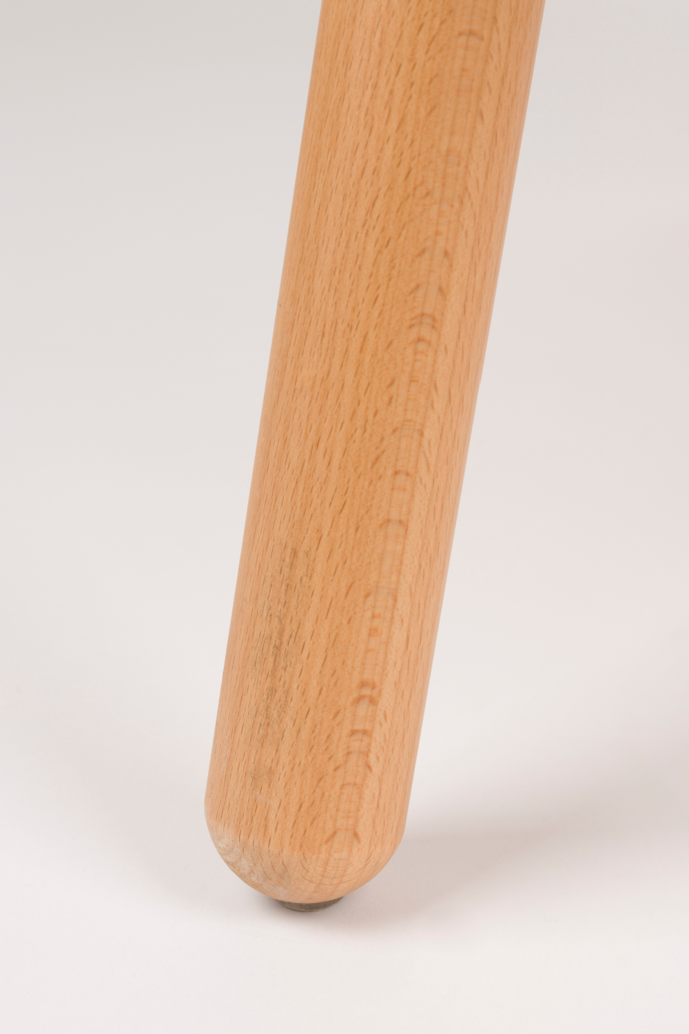 Beige Modern Lounge Chair | DF Duke | Oroa.com