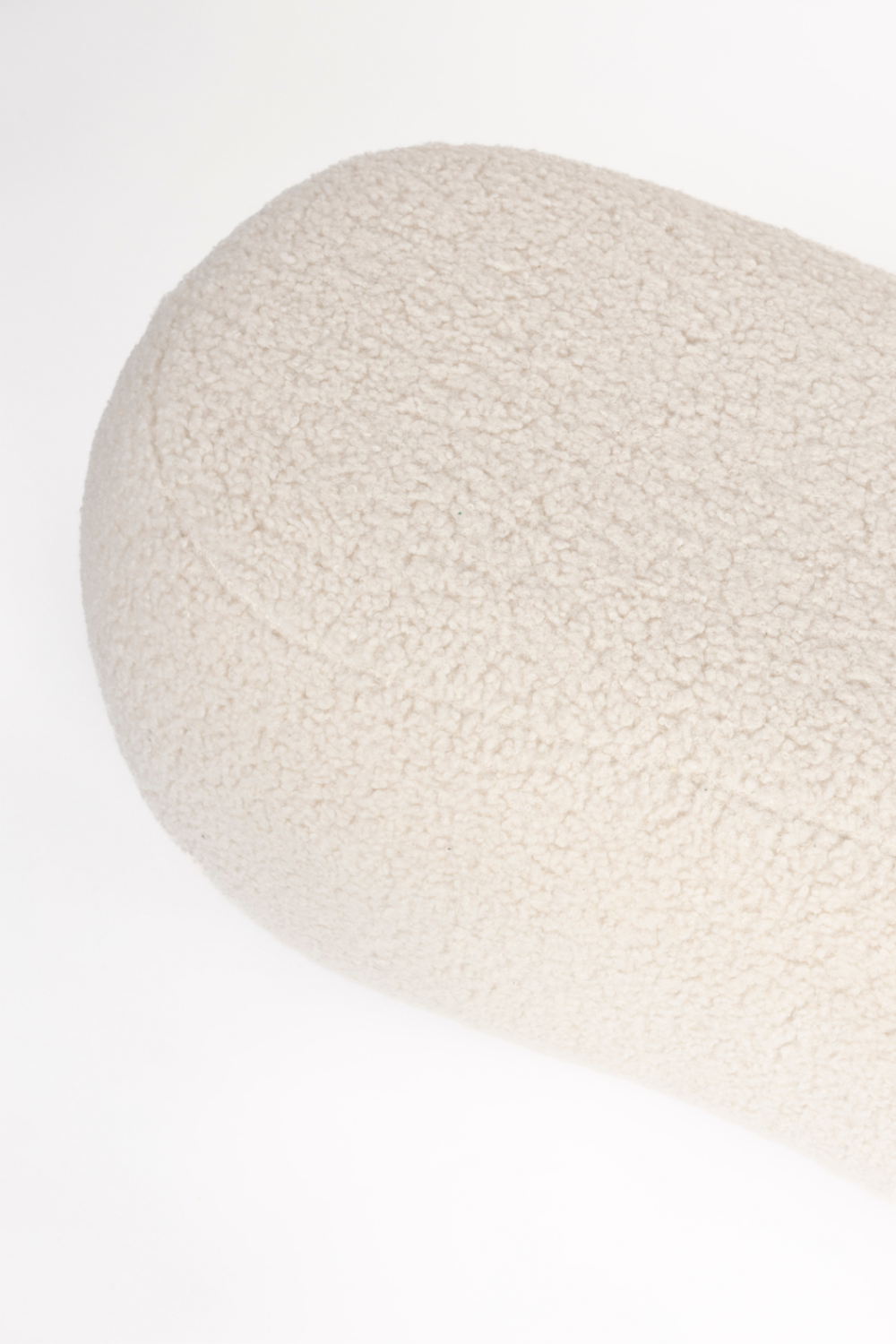 White Curved Hocker | DF Noxx | OROA.com