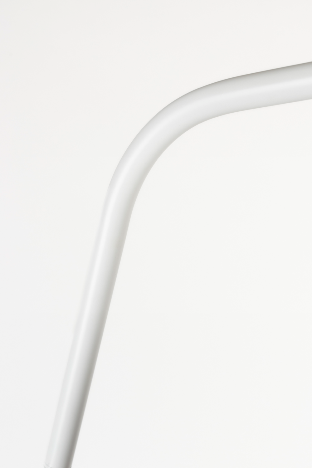 Modern Leaning Floor Lamp | DF Martine | OROA.com