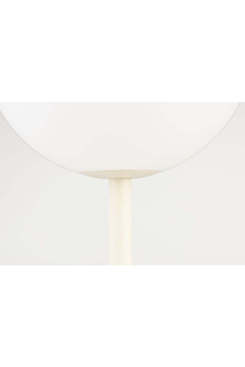 Minimalist Orb Table Lamp | DF Hub | OROA.com