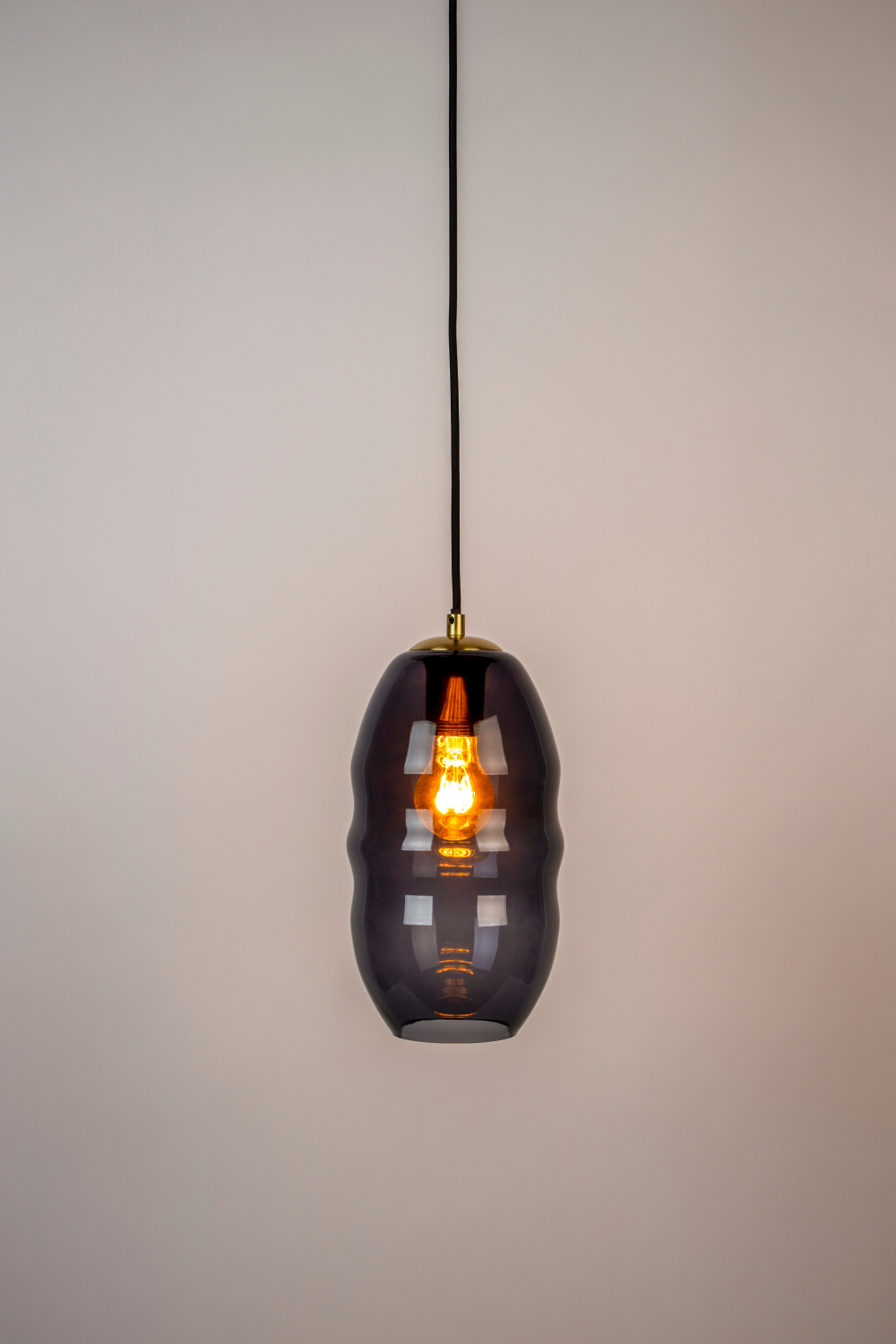 Sculptural Pendant Lamp | DF Lauren | OROA.com