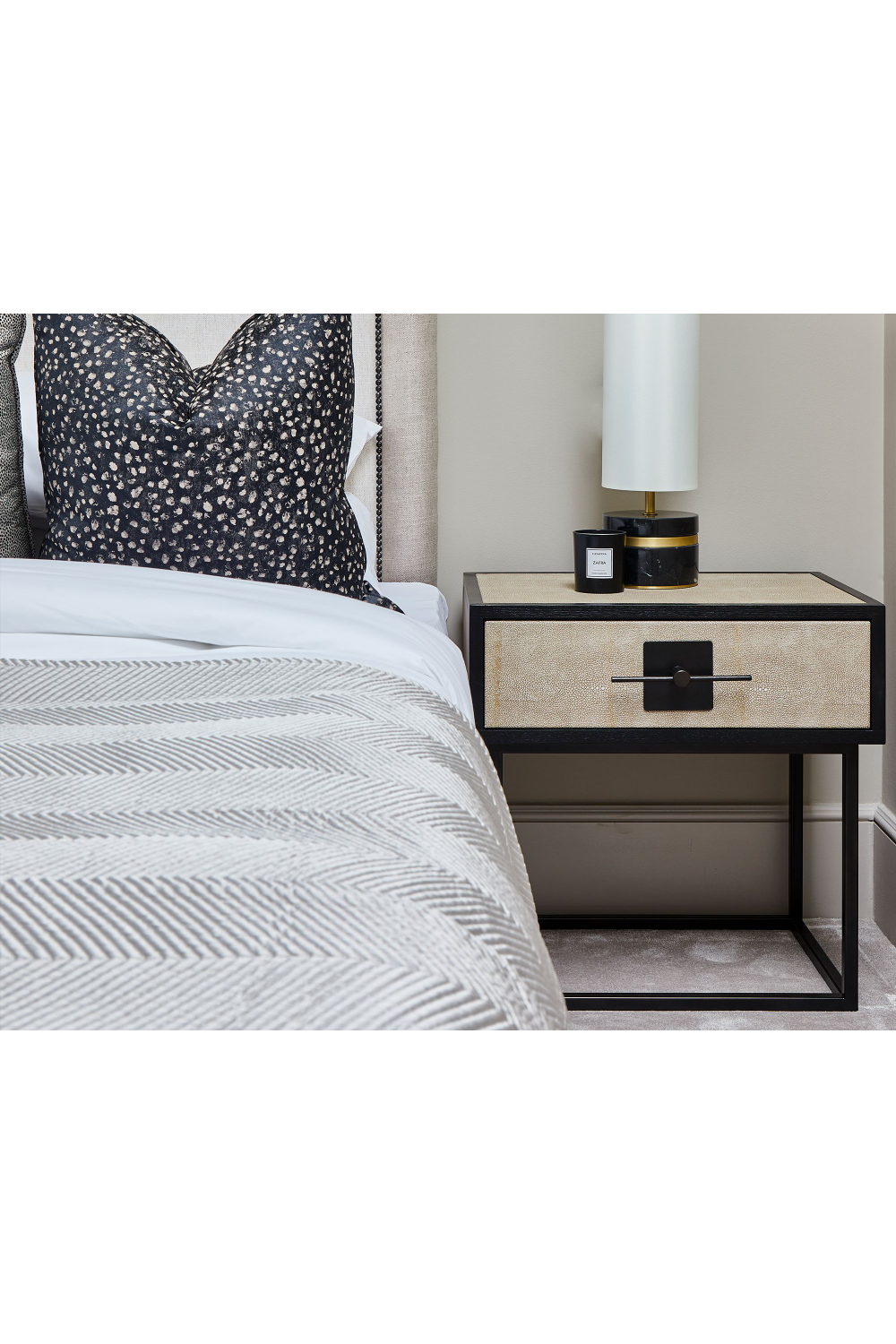 Shagreen Bedside Table | Liang & Eimil Noma 9 | Oroa.com