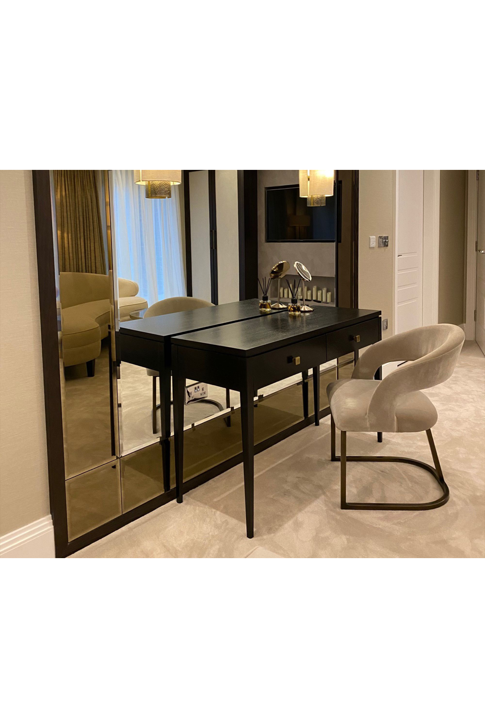 Velvet Upholstered Dining Chair | Liang & Eimil Alfie | Oroa.com