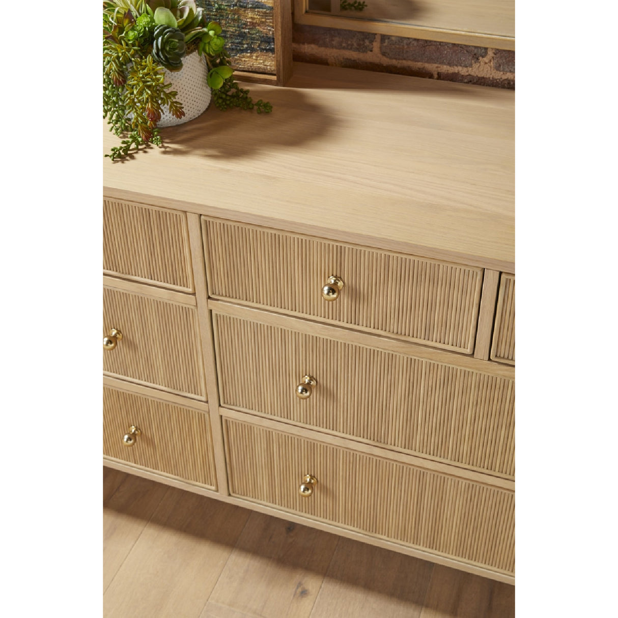   8-Drawer Oak Double Dresser | Oroa.com