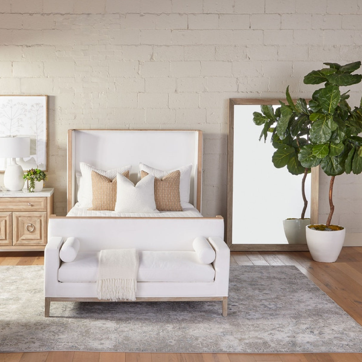   Gray Acacia Mirror | Oroa.com