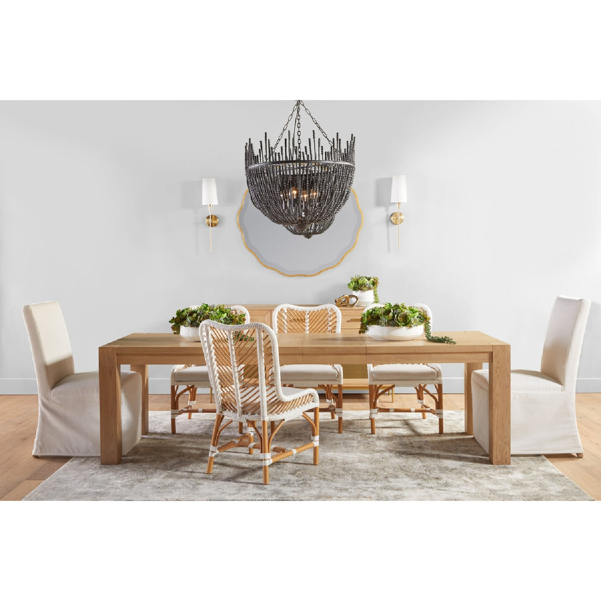   Extendable Oak Dining Table | Oroa.com