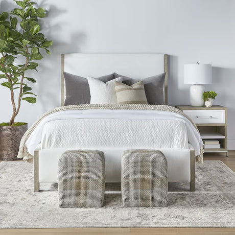   Solid Wood Framed Queen Bed | Oroa.com