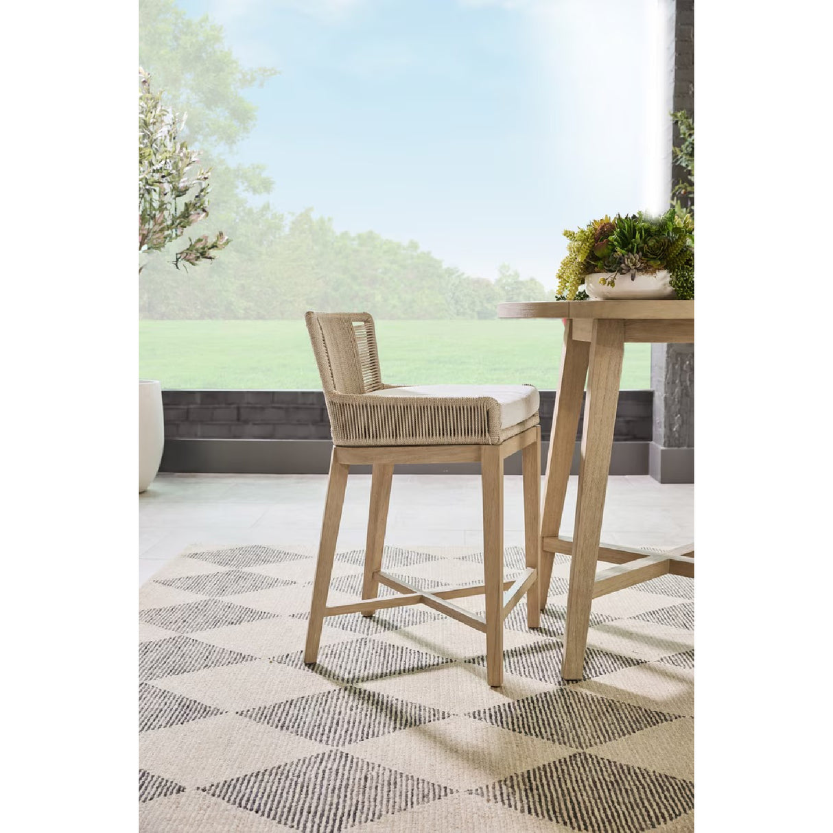   Outdoor Teak Round Counter Table | Oroa.com