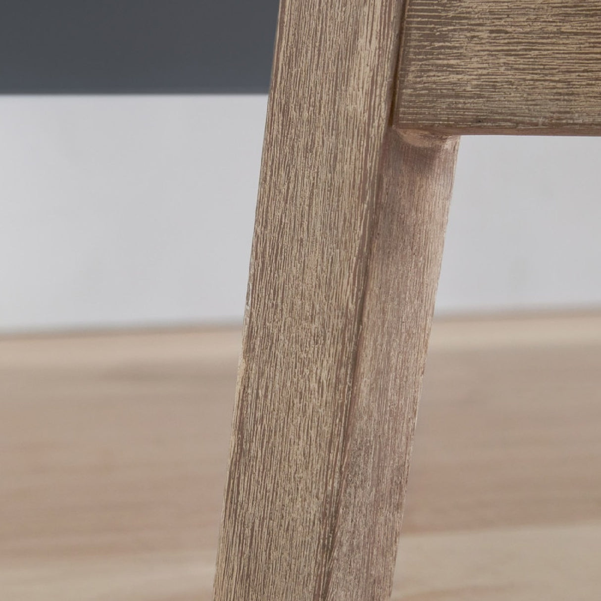   White Flat Rope Counter Stool | Oroa.com