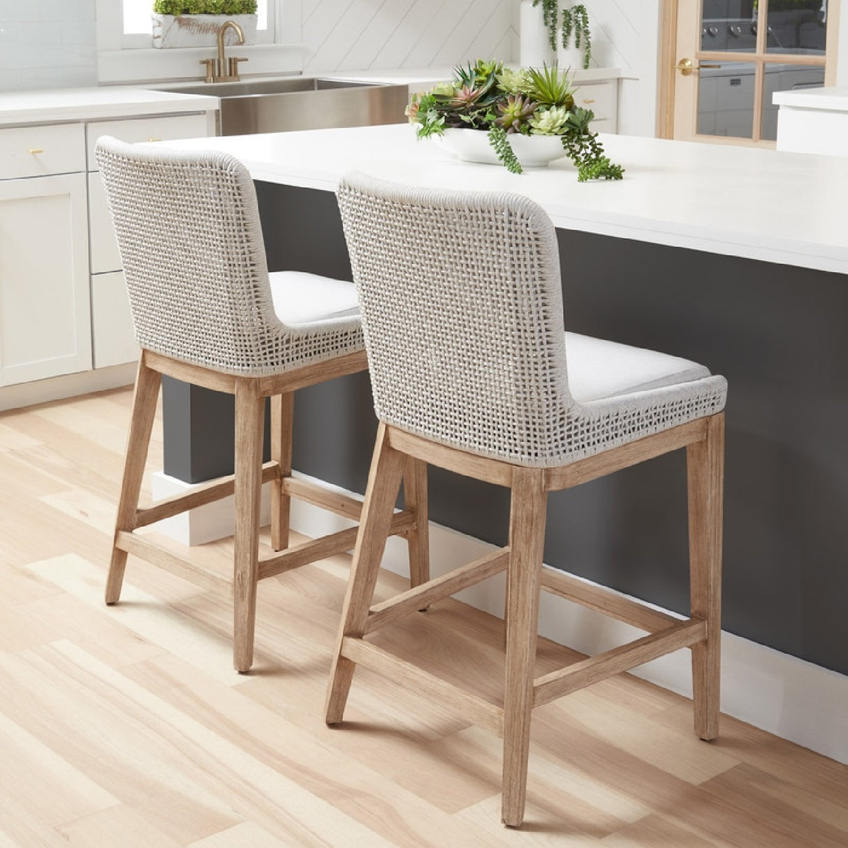   White Flat Rope Counter Stool | Oroa.com