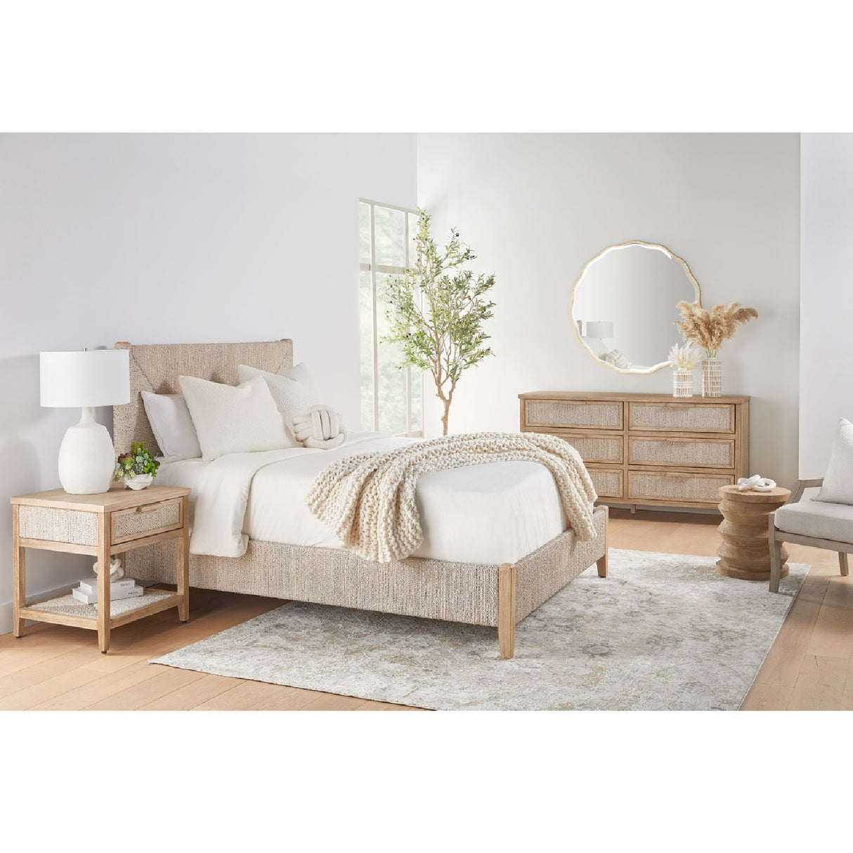   Whitewashed Abaca Rope Bed | Oroa.com