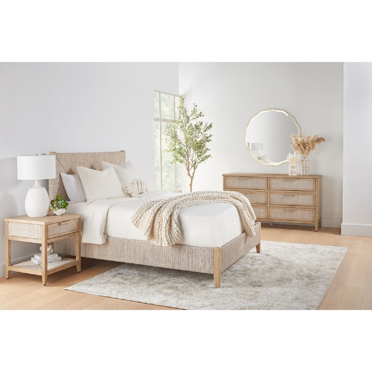   Whitewashed Abaca Rope Bed | Oroa.com
