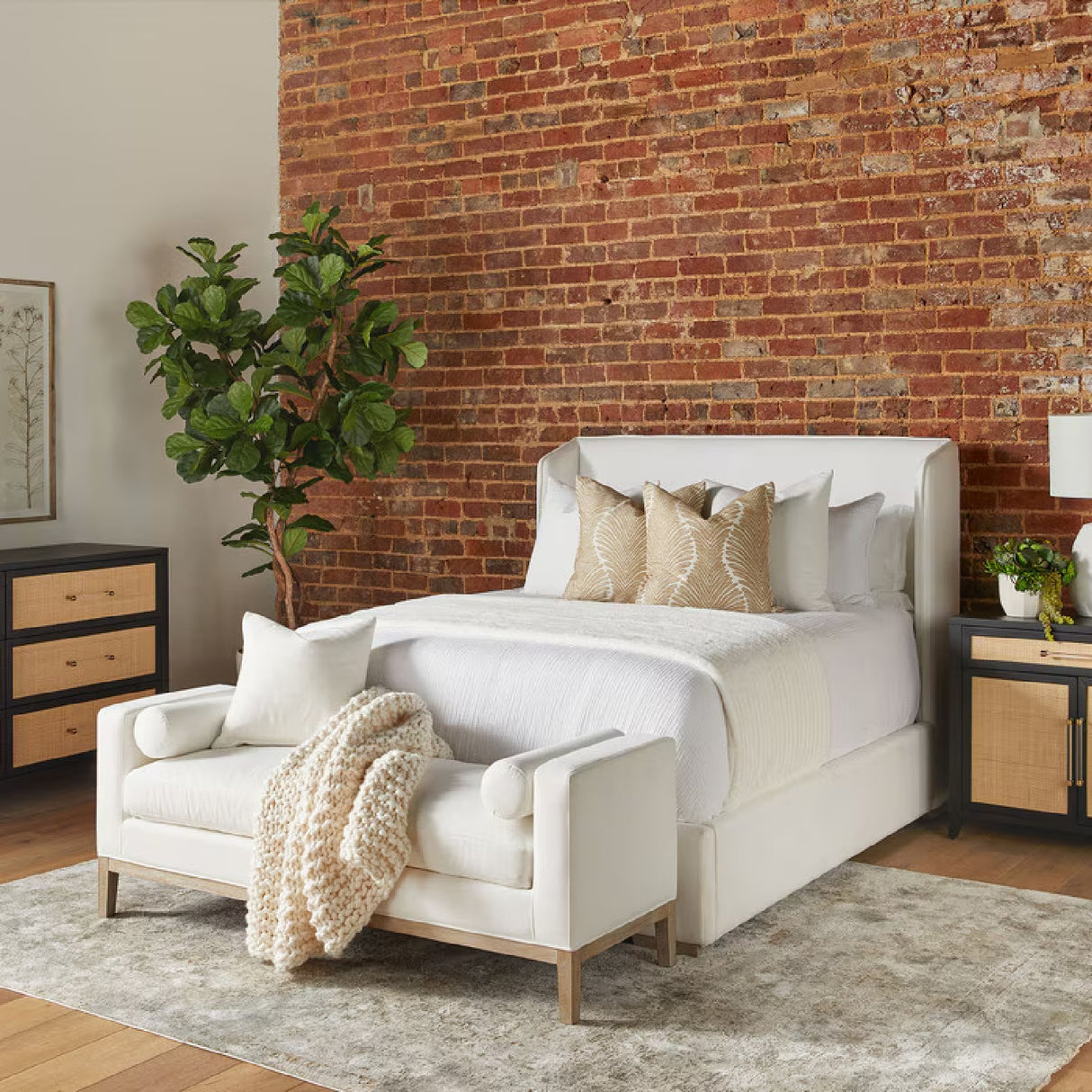   Modern European furniture - Winged Headboard Kind Bed - www.oroa.com | Oroa.com
