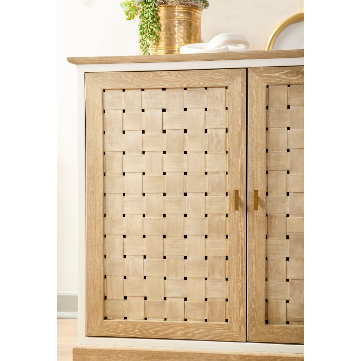   4-Door Woven Style Oak Sideboard | Oroa.com
