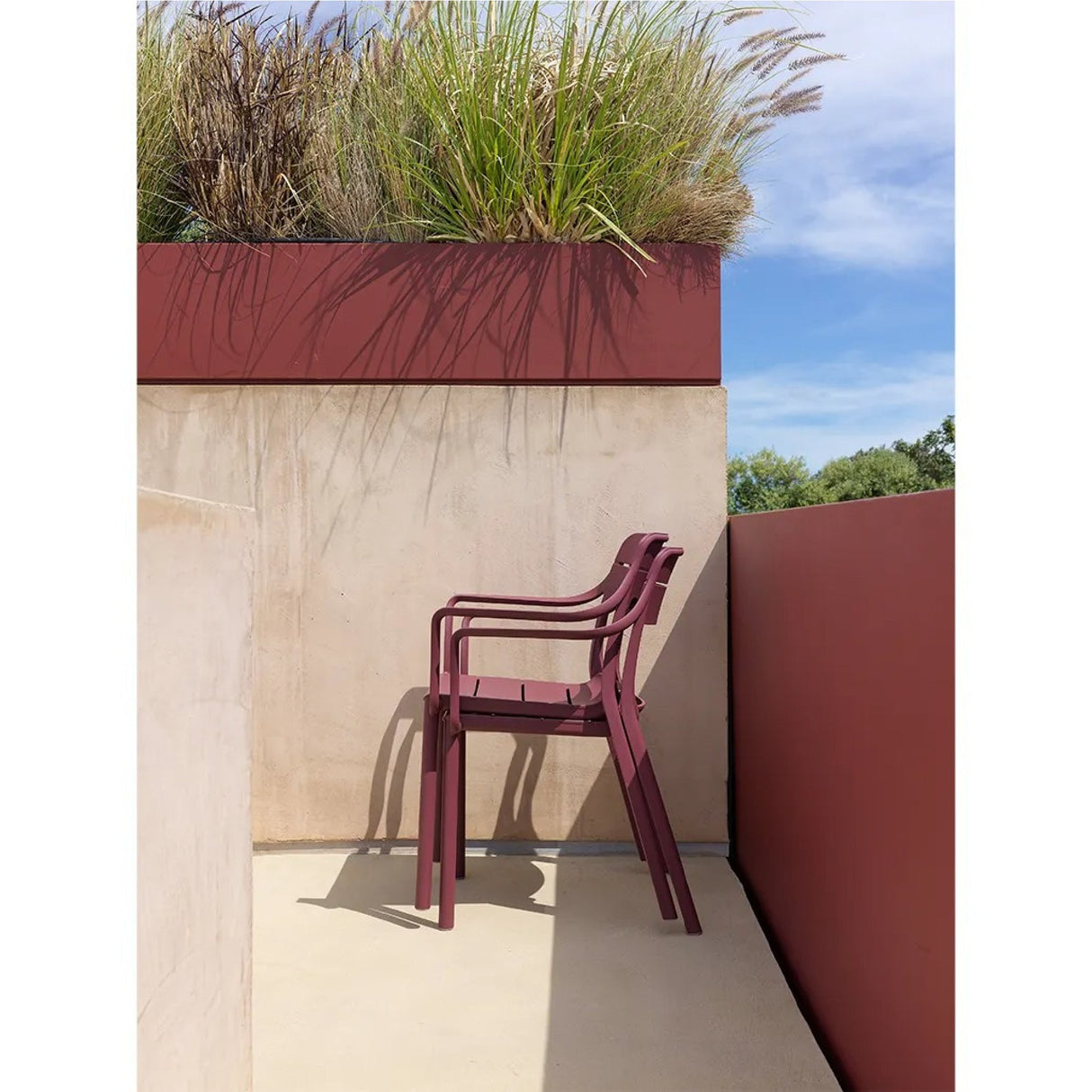   Fiberglass Outdoor Monobloc Dining Armchair | Oroa.com