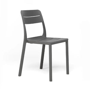   Regenerated Fiberglass Outdoor Dining Chair | Oroa.com