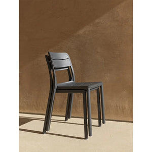   Regenerated Fiberglass Outdoor Dining Chair | Oroa.com
