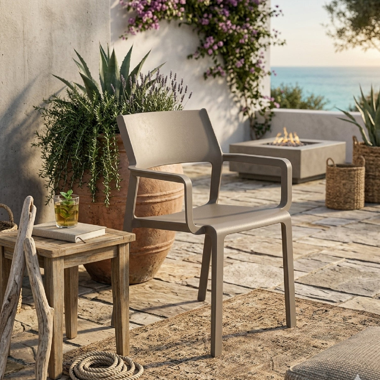   Open-back Outdoor Armchair | Oroa.com