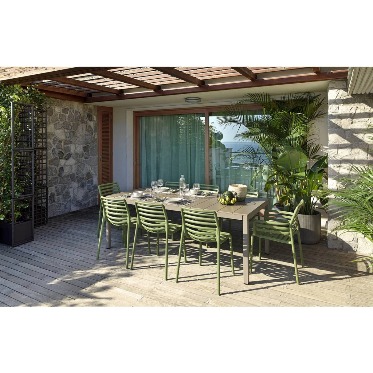   Slatted Outdoor Monobloc Chair | Oroa.com