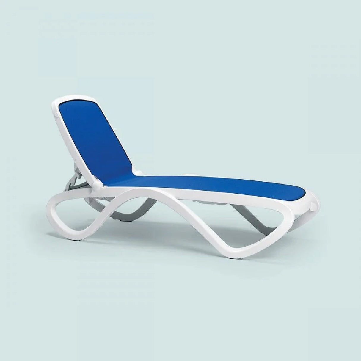   Fabric Adjustable Outdoor Chaise Lounge | Oroa.com