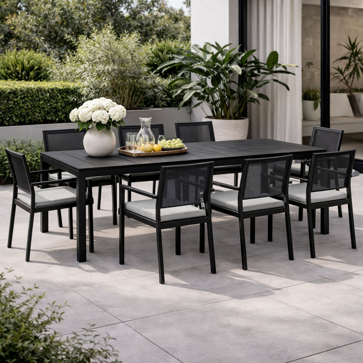   Aluminum Framed Extendible Outdoor Dining Table | Oroa.com