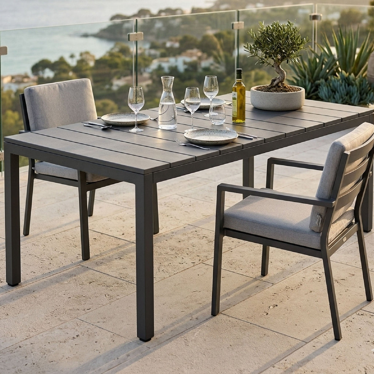   Aluminum Framed Extendible Outdoor Dining Table | Oroa.com