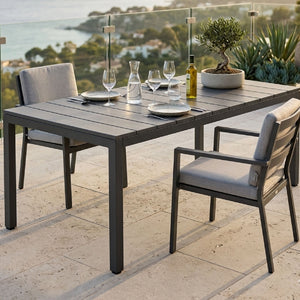   Aluminum Framed Extendible Outdoor Dining Table | Oroa.com