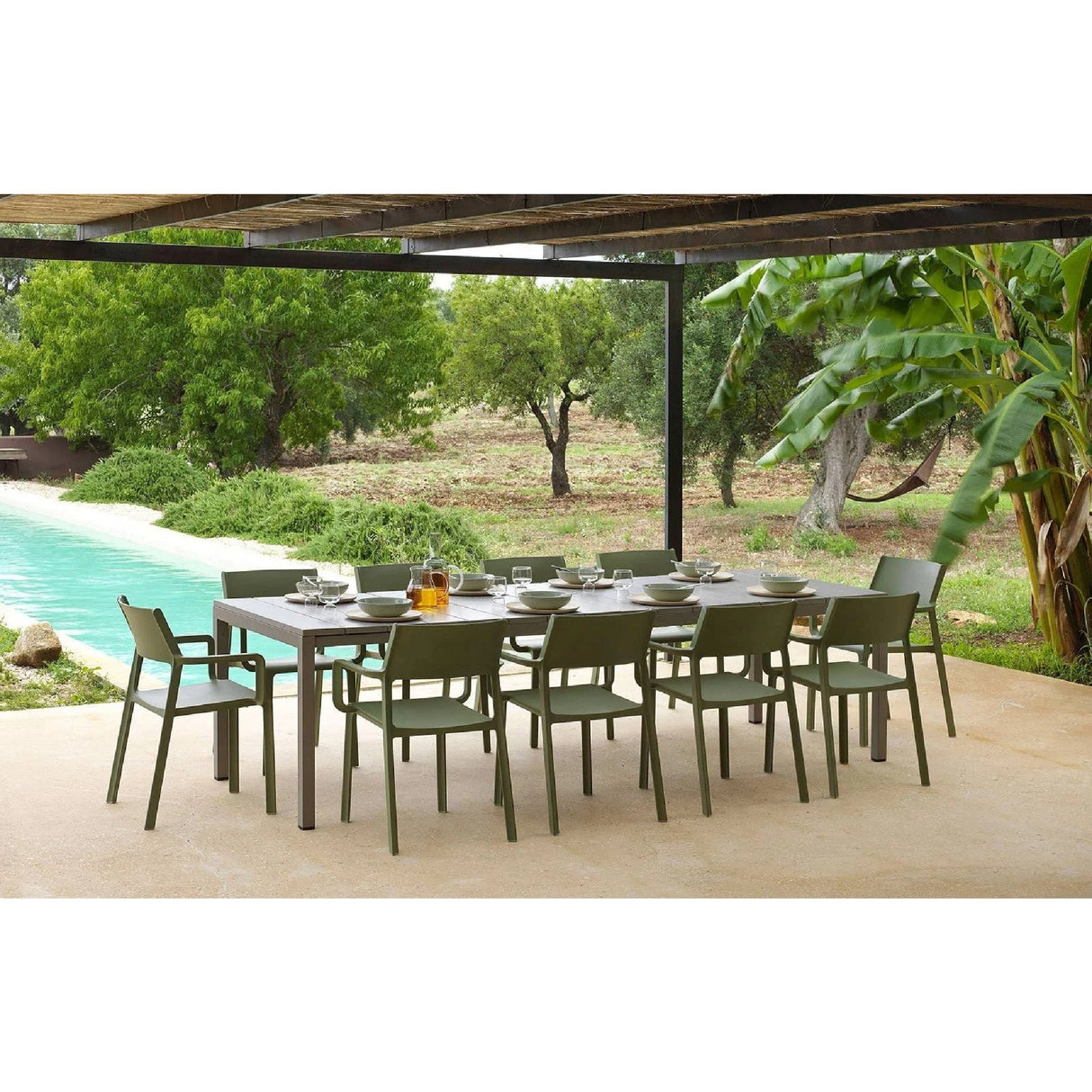   Aluminum Framed Extendible Outdoor Dining Table | Oroa.com