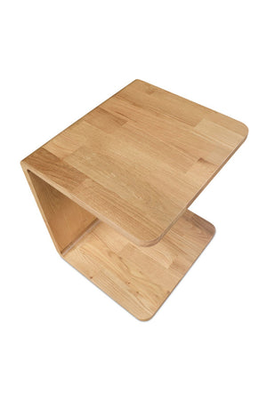 C-Shape Oak Side Table | Novi Living Carrie | Oroa.com