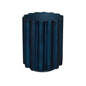 Scalloped Indoor/Outdoor Accent Table | Novi Living Taffy | Oroa.com