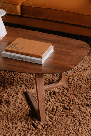Sculptural Base Coffee Table | Novi Living Godenza | Oroa.com