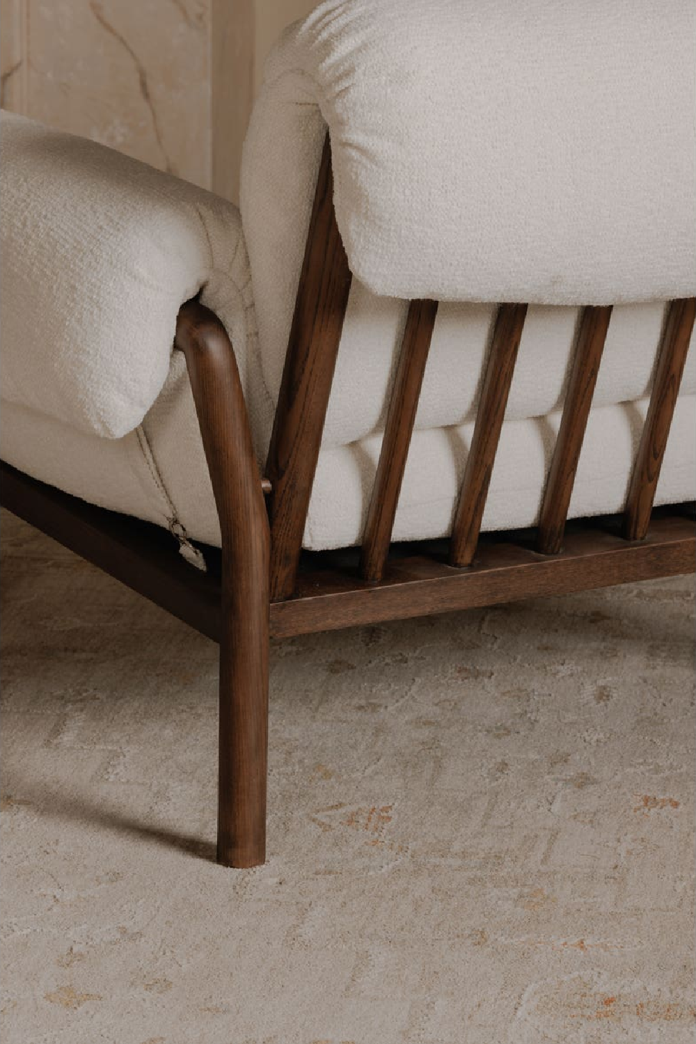 Ash-Framed Lounge Chair | Novi Living Cardero | Oroa.com