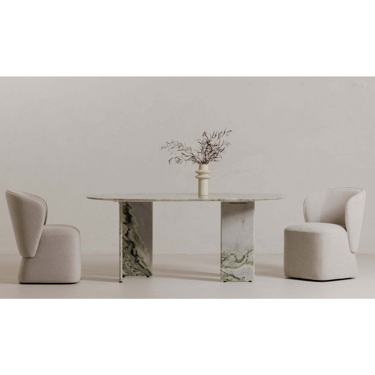 Green Onyx Marble Dining Table | Novi Living Celia | Oroa.com