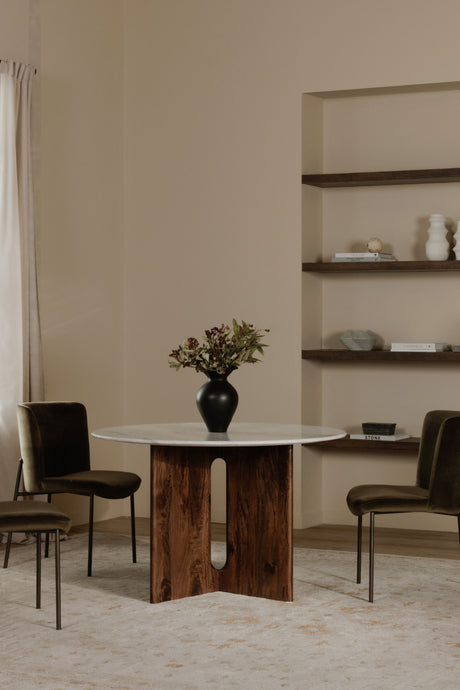 Cross-Base Round Dining Table | Novi Living Stanley | Oroa.com