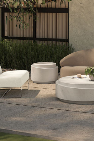 Round Outdoor Accent Table | Novi Living Cosmo | Oroa.com