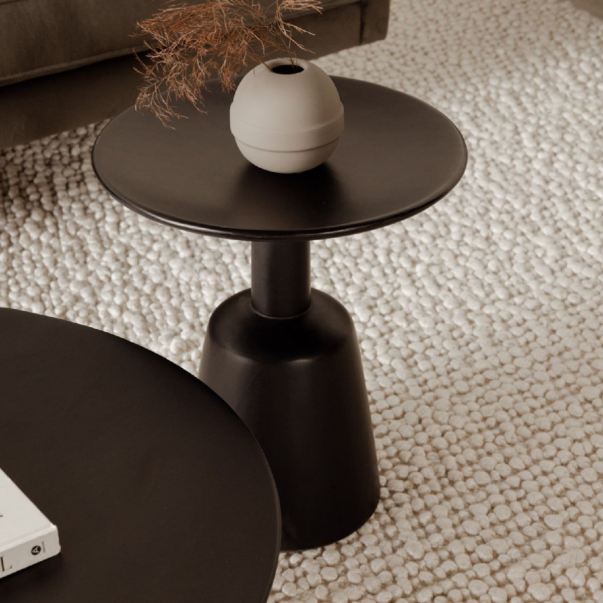 Round Wooden End Table | Novi Living Nels | Oroa.com