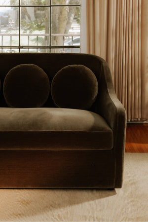   Modern European furniture - Curved Back Upholstered Sofa - www.oroa.com | Oroa.com