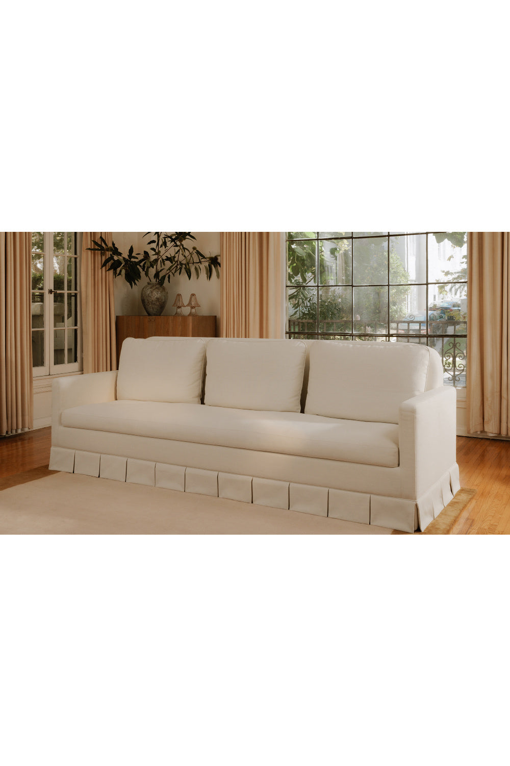 Modern European furniture - Pleated Skirt Fabric Sofa - www.oroa.com