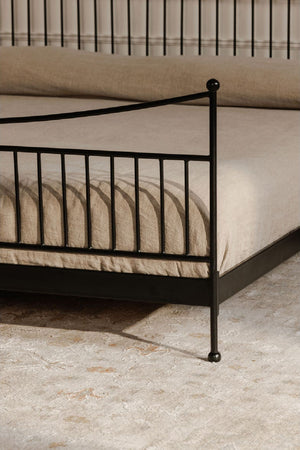Black Iron Bed | Novi Living Monet | Oroa.com
