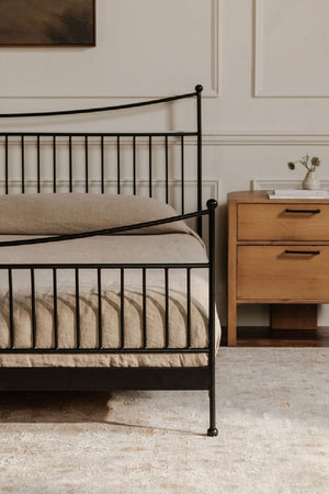 Black Iron Bed | Novi Living Monet | Oroa.com